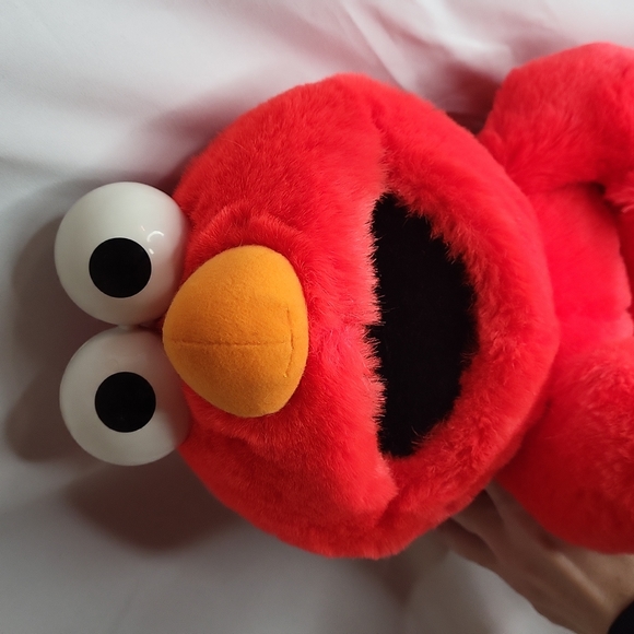 Tickle Me Elmo Tyco 1995 Working! Good cond seaseme street - Picture 3 of 11